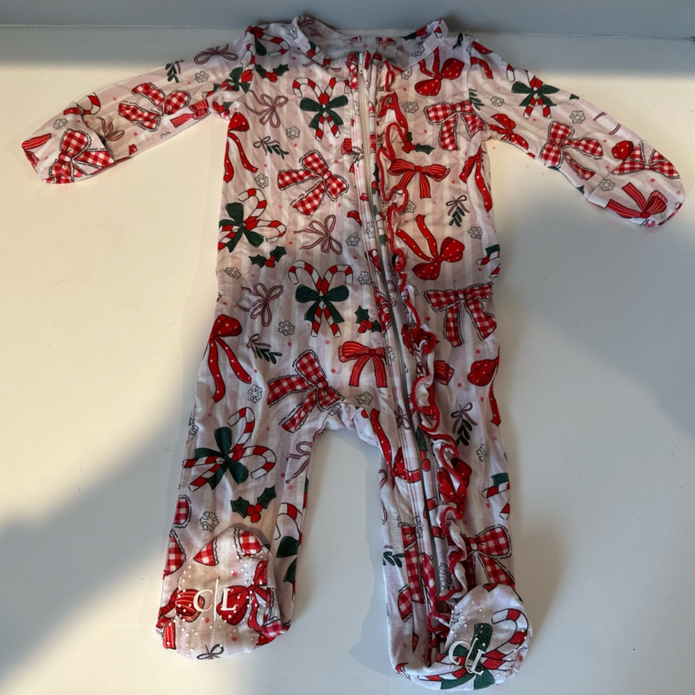 Caden Lane Baby Girl Pink Footie Pajamas with Red and Green Holiday Bows 0-3M